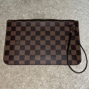 Louis Vuitton Neverfull MM Pouch Damier Ebene